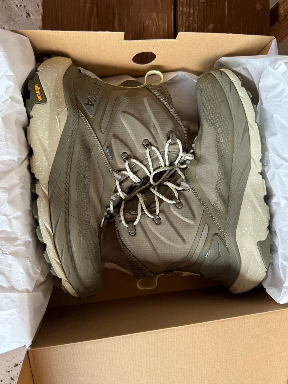 Men’s Hoka Kaha 2 Frost GTX Hiking Boot 11D